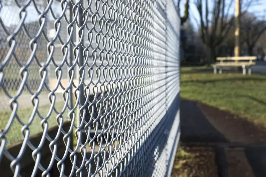 Maintaining Chain Link Fencing For Long-lasting Performance in Cleveland, TX